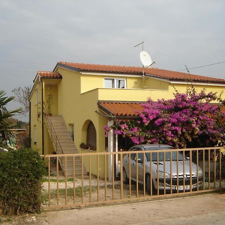 Apartment Samanta Sisan Ngoại thất bức ảnh