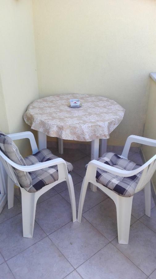 Apartment Samanta Sisan Ngoại thất bức ảnh